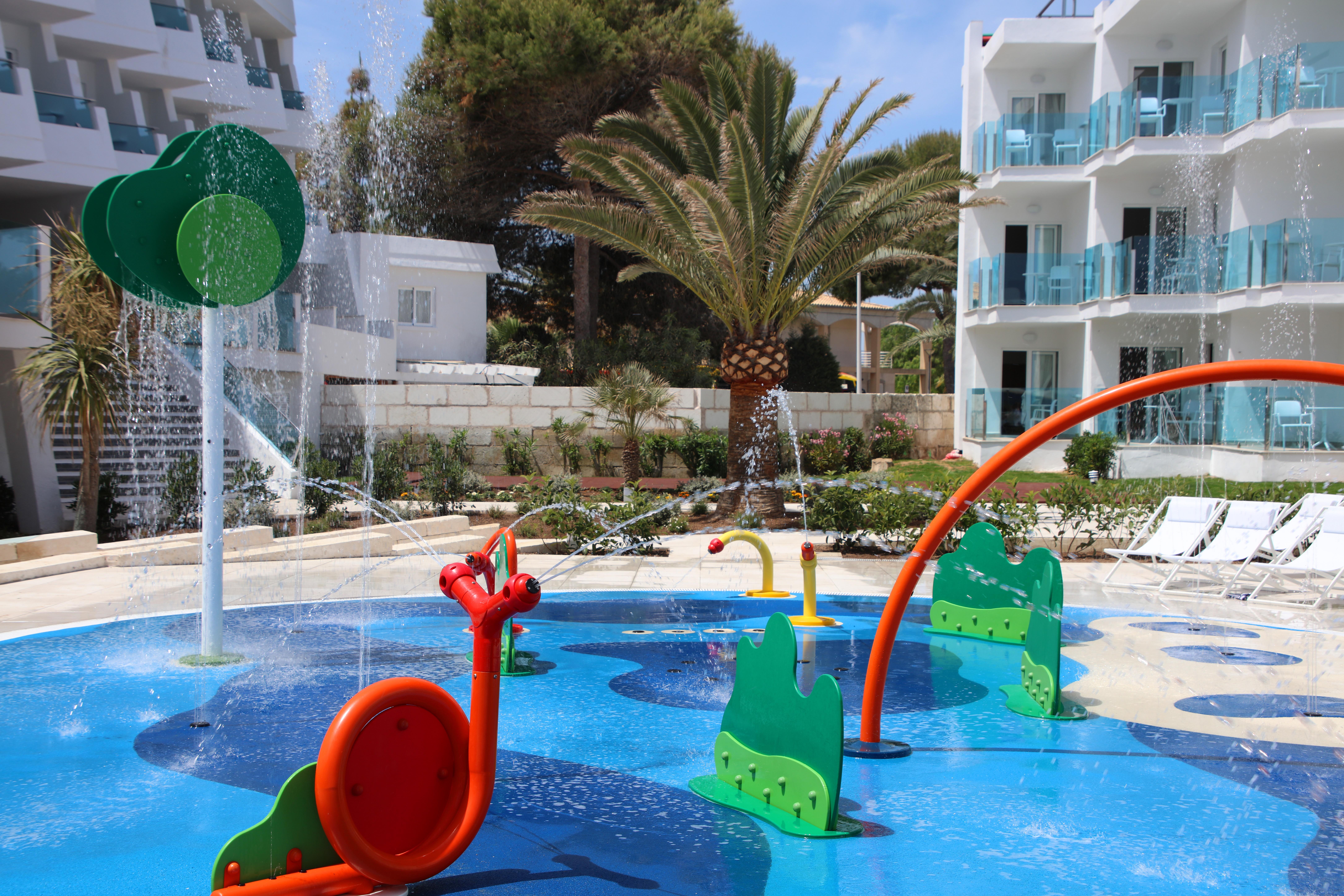 Iberostar Waves 4*